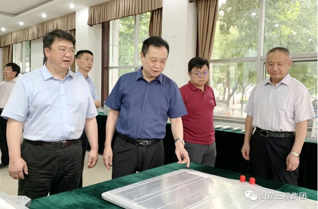 中國(guó)信達(dá)資產(chǎn)管理股份有限公司黨委副書(shū)記、總裁張衛(wèi)東一行來(lái)山東三星集團(tuán)參觀調(diào)研