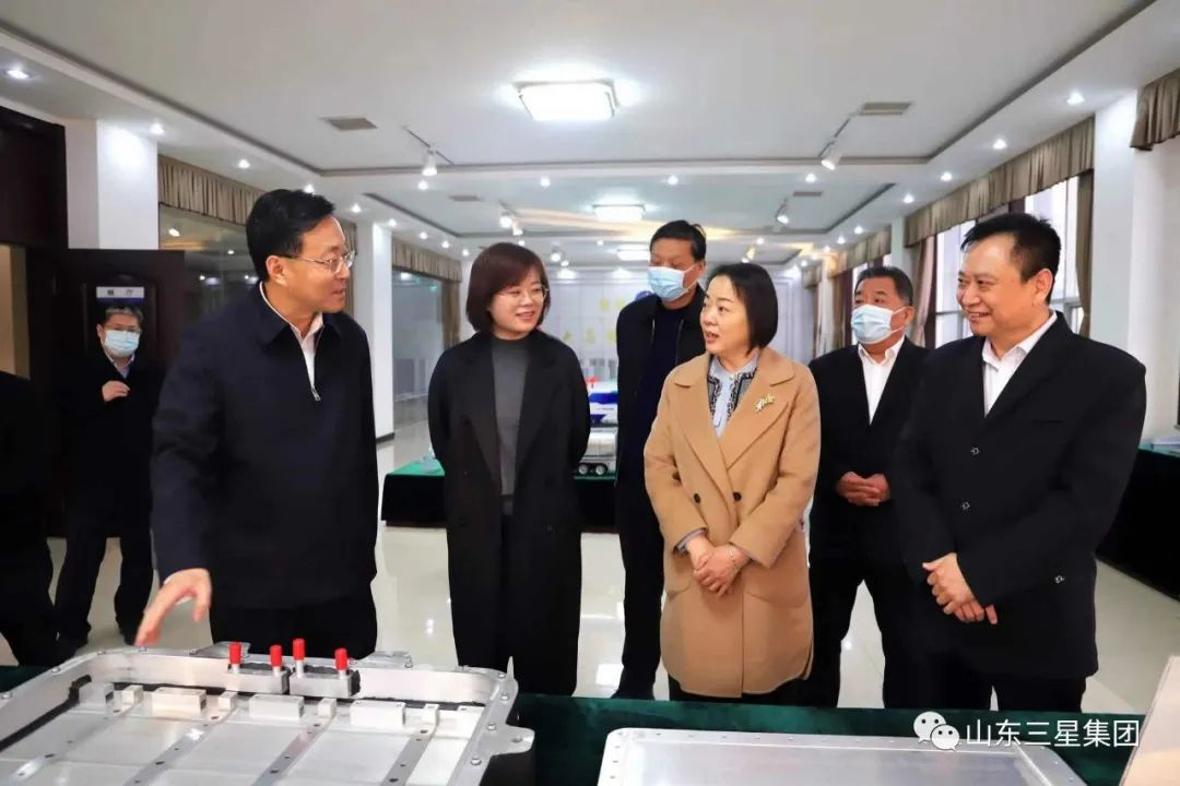 中國農(nóng)業(yè)發(fā)展銀行山東省分行黨委委員、副行長時祝華一行來山東三星集團(tuán)調(diào)研座談