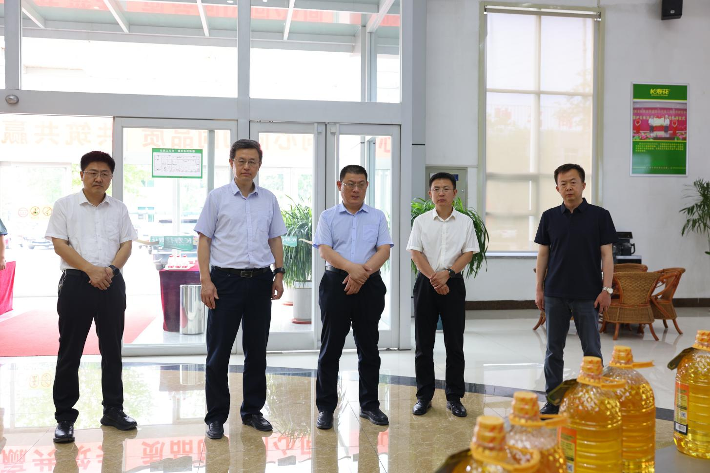濱州市工信局黨組副書記、二級(jí)調(diào)研員厲明來山東三星集團(tuán)調(diào)研